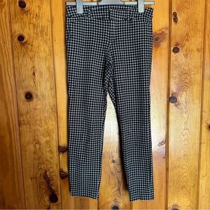 Old Navy Pixie Ankle Pants